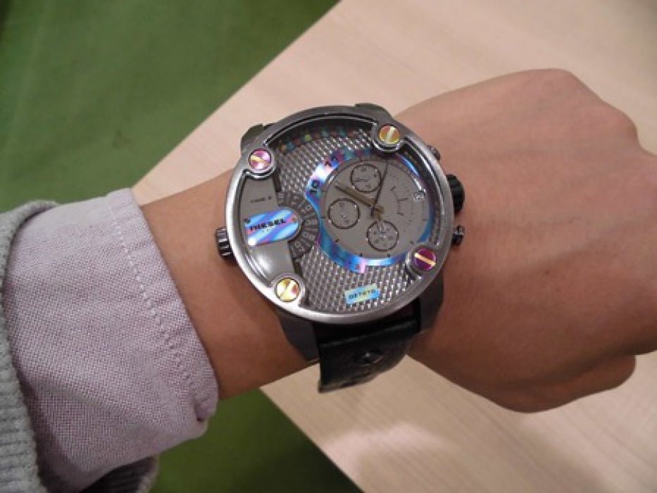 Diesel DZ7270 Badass Chronograph Men's Watch – Anthracite Dial & Black Leather Strap
