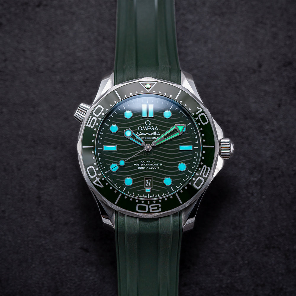 OMEGA Seamaster Diver 300M 42mm - Green on Rubber Strap