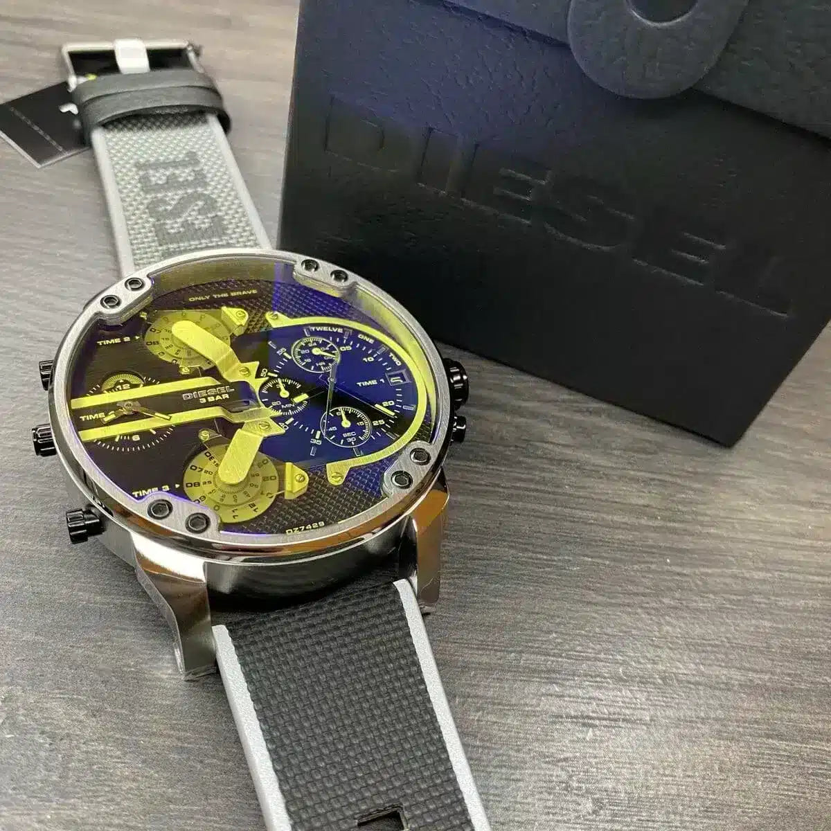 Diesel DZ7429 Mr. Daddy 2.0 Chronograph Men's Watch – Black Dial & Grey Nylon Strap